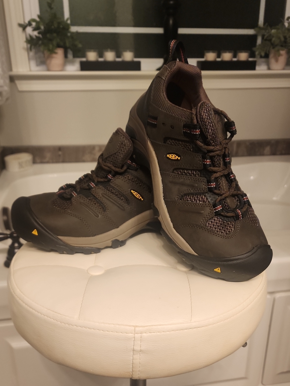 KEEN Brown Men's Waterproof Hiking Boots with Tan Midsole